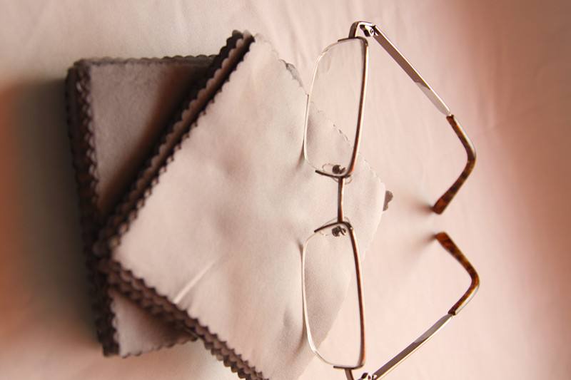 冷知识来鸟：眼镜布不是擦眼镜的，脑子进水不可怕！