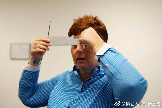 镜架设计中的匠人精神，英国行获益匪浅。