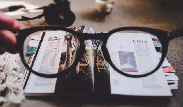 配眼镜哪里好？！专家人士提醒：网上配镜不靠谱！