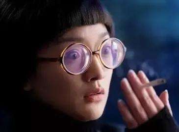 内江眼镜：近视眼的世界你懂的