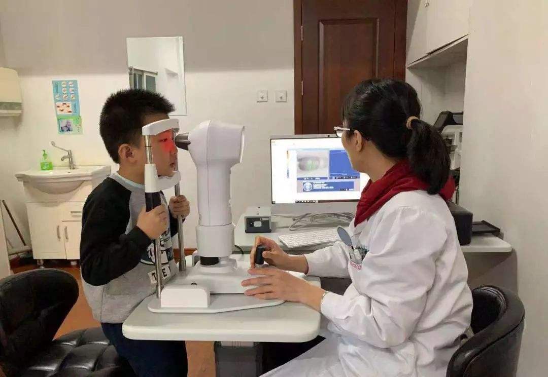 你以为配眼镜就是验光? 眼轴测量过吗!