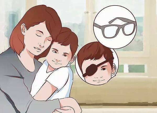 这个习惯小心是斜视......