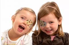 <b>治疗儿童弱视的好方法有哪些？</b>